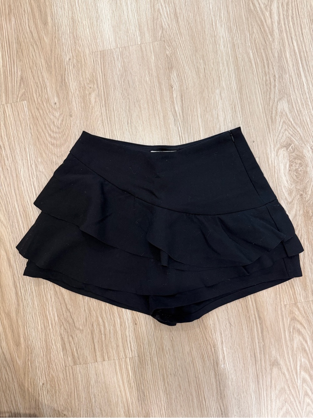 DO+BE Black Tiered Ruffle Skort